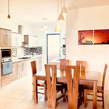 Flic-en-Flacq Luxury Westwood Apartment+Pool חדר תמונה