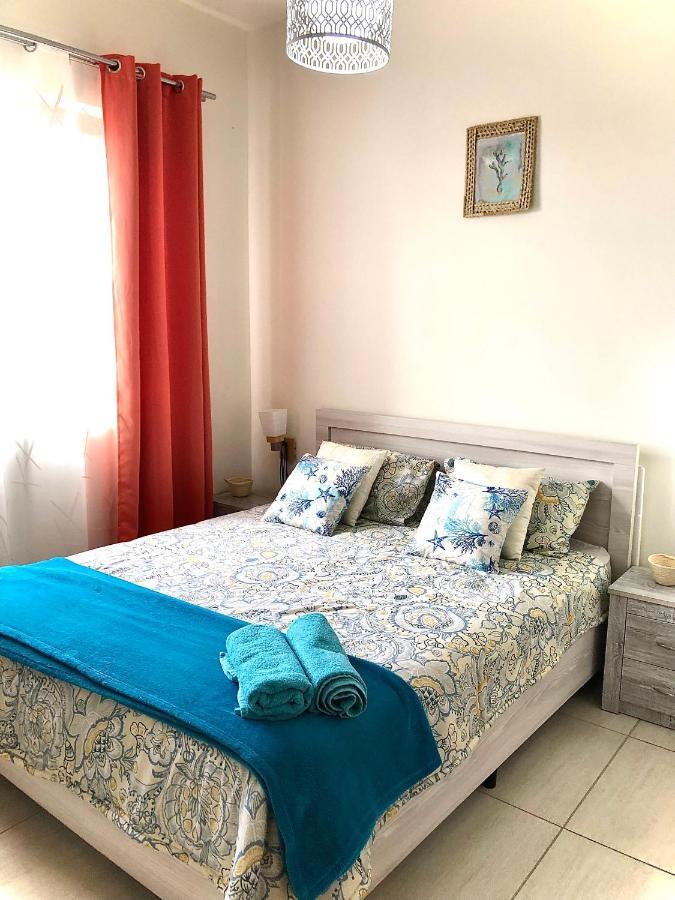 Flic-en-Flacq Luxury Westwood Apartment+Pool מראה חיצוני תמונה