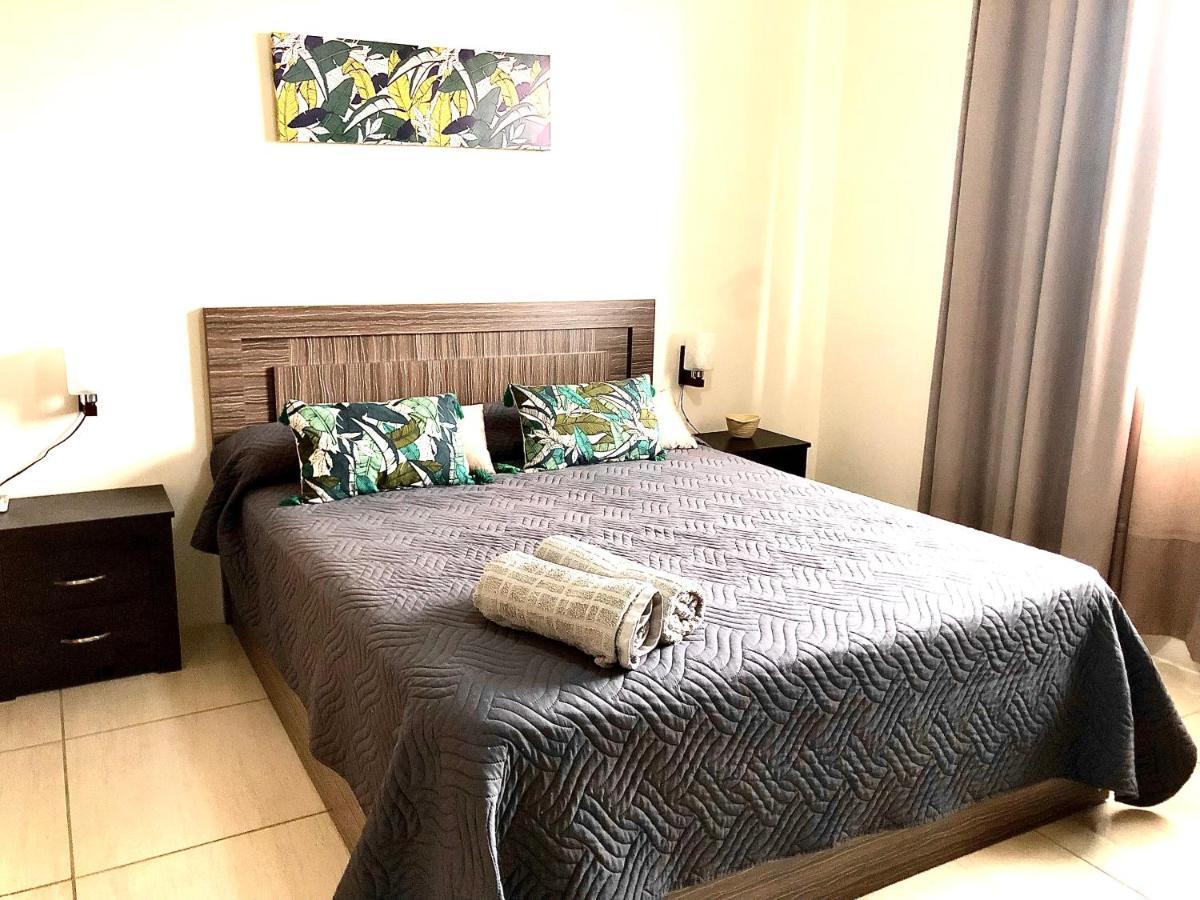 Flic-en-Flacq Luxury Westwood Apartment+Pool מראה חיצוני תמונה