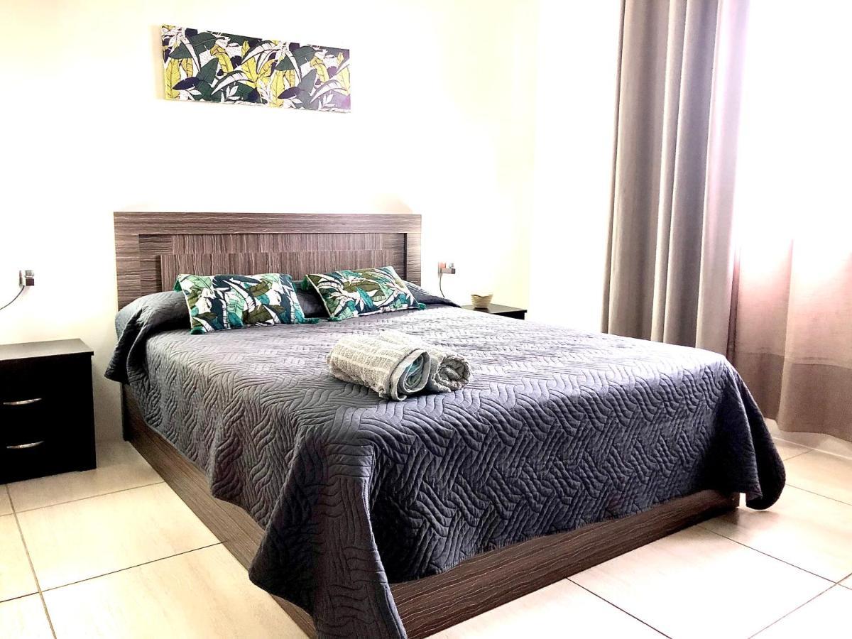 Flic-en-Flacq Luxury Westwood Apartment+Pool מראה חיצוני תמונה