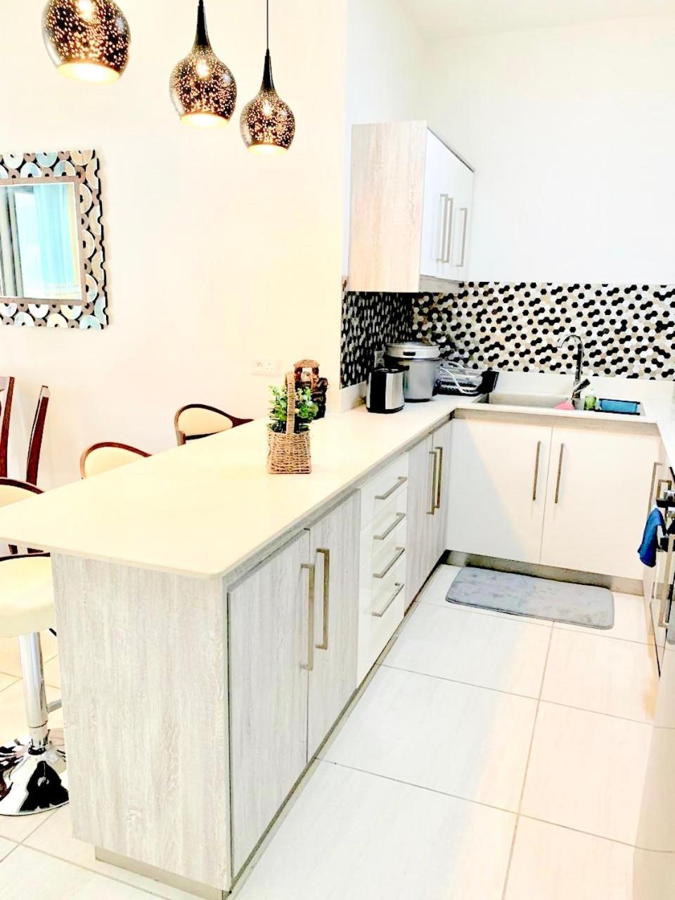 Flic-en-Flacq Luxury Westwood Apartment+Pool חדר תמונה